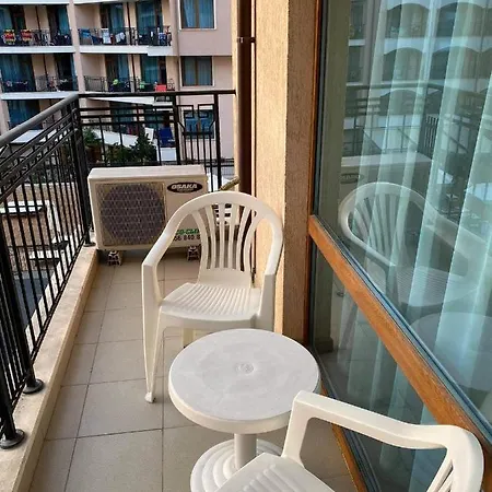 Каролина Студио Sunny Beach